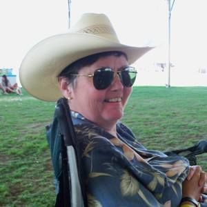 Meet your Posher, Cindy